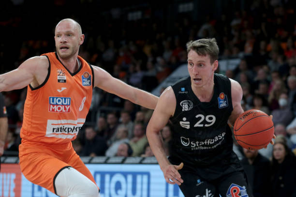 或萌生去意 或萌生去意