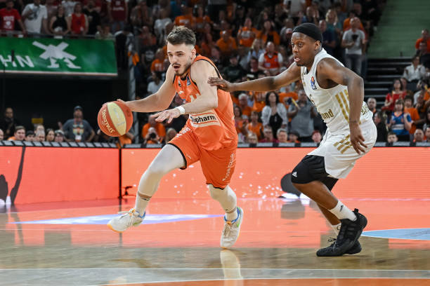 关键时刻 关键时刻