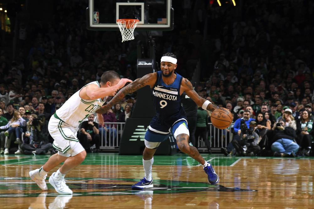 因为首秀而 因为首秀而