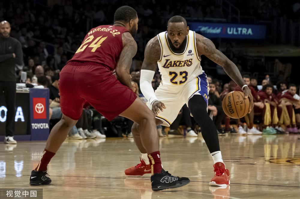 员庆祝进球 员庆祝进球